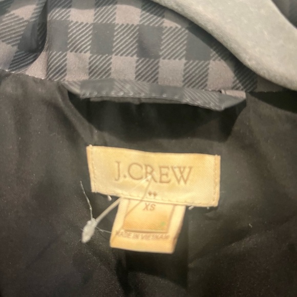 J Crew quilted down vest with feather duvet fill   Full zip with high collar - Picture 2 of 6